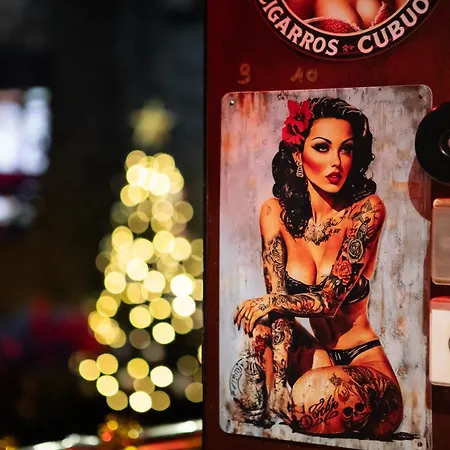 Cabaret Prive Luxe & Bar Secret شقة فندقية