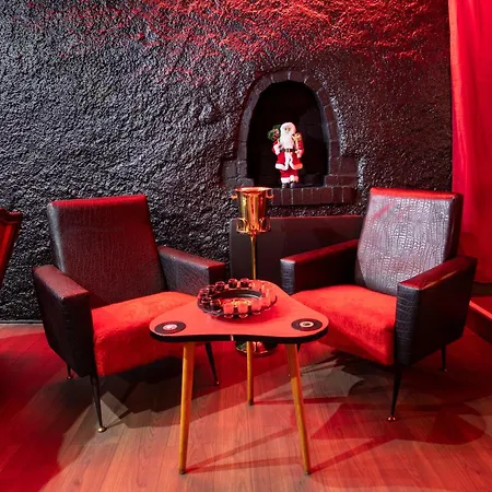 Cabaret Prive Luxe & Bar Secret شقة فندقية